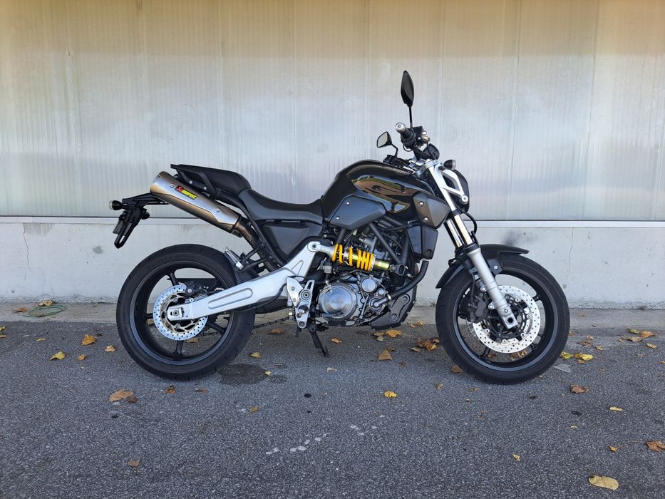 Yamaha MT-03 660 – 2006 | 30.000 km | Muito bem estimada