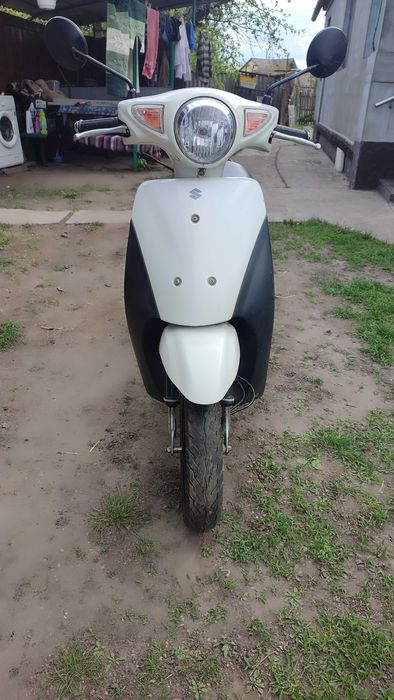 Скутер Suzuki Lets6