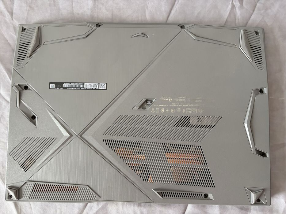Ноутбук ігровий MSI Thin 15 B13UC (B13UC-3423XPL) Gray + ліцензійна 11 вінда