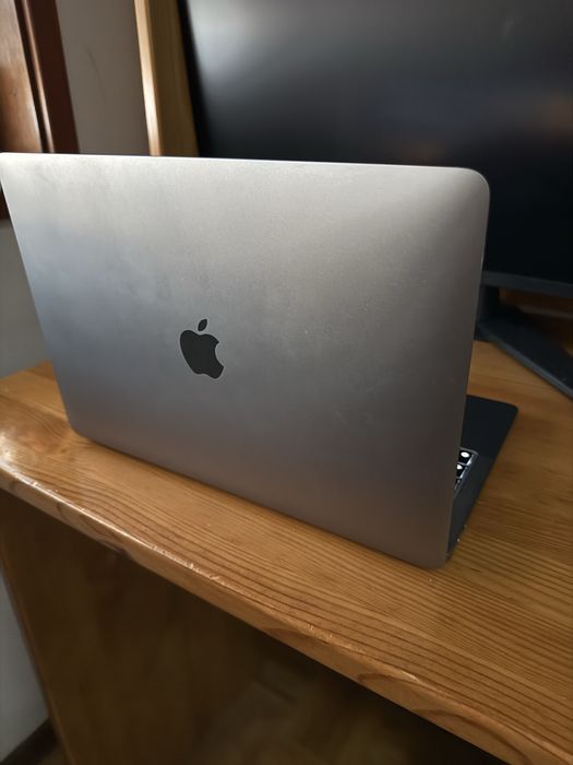 MacBook Air M1 13” (Space Grey)