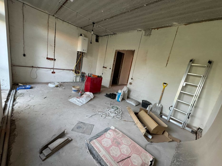 Таунхаус в Ірпені, із чистовим оздобленням! Оформлення мінімальне