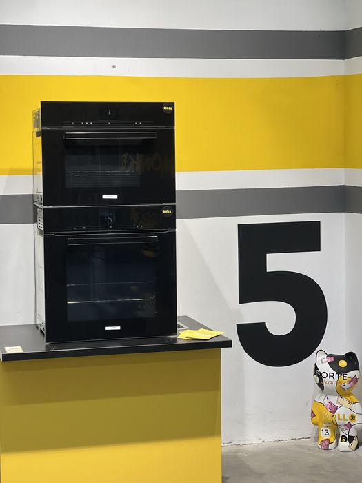 Топовий комплект 3 в 1 від Мiele ®. H7660BP та DGM7640