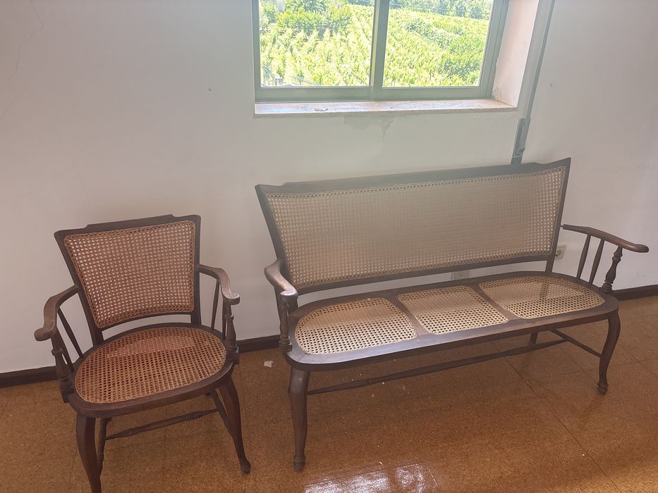 Poltronas individual e tripla