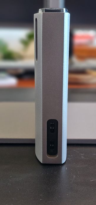 Combo Macbook Pro 13" Touch Bar 16GB 2017 + Brydge Vertical Dock