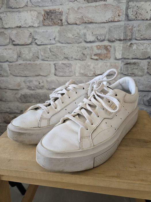 Skórzane buty Adidas rozmiar 40 i 2/3