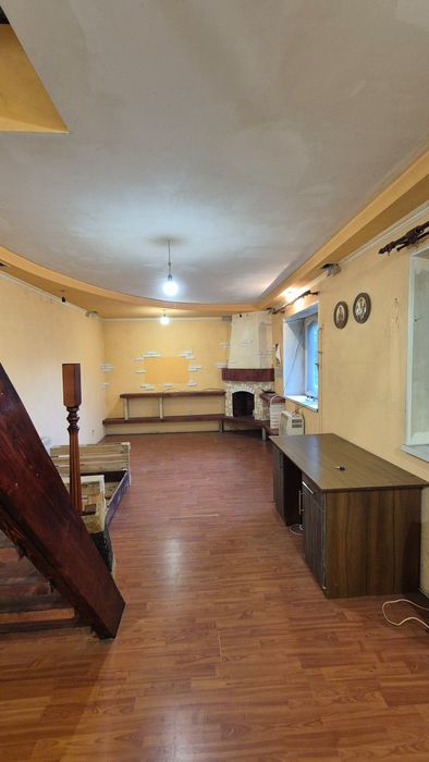 Продам частину цегляного будинку Заріччя вул Є. Деслава