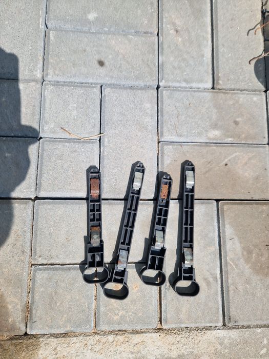 Śledzie lamp volvo v60