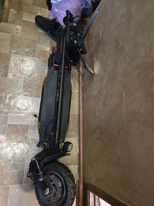 Электросамокат Тесла  8000