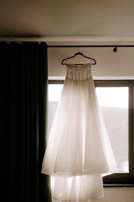 Весільна сукня