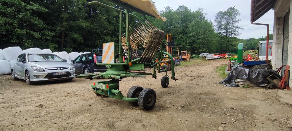 Zgrabiarka karuzelowa Krone KS 3.50/10