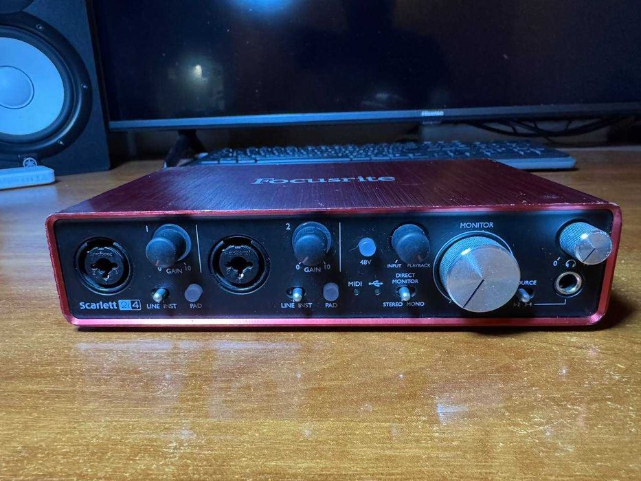 Аудіокарта Focusrite Scarlett 2i4 2 gen