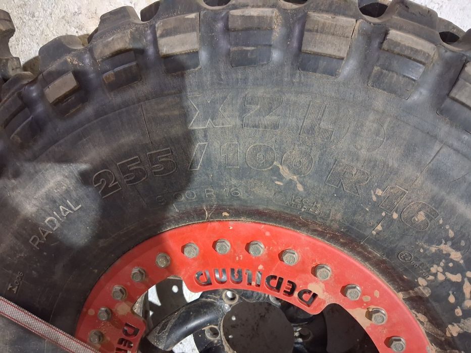 Pneus vj910 e jantes tubulares com beadlock dediland  r 16