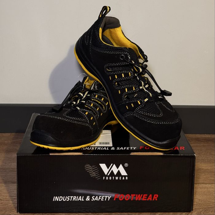 Nowe buty robocze – rozmiar 44