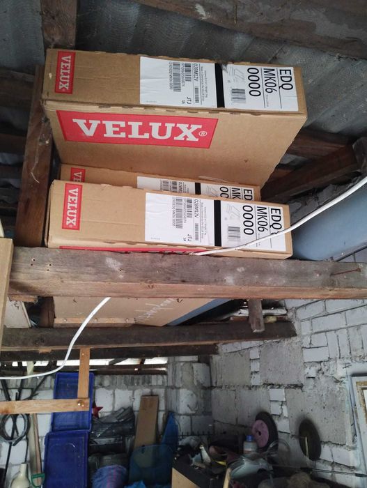 Obrobka Veluxa okna dachowego