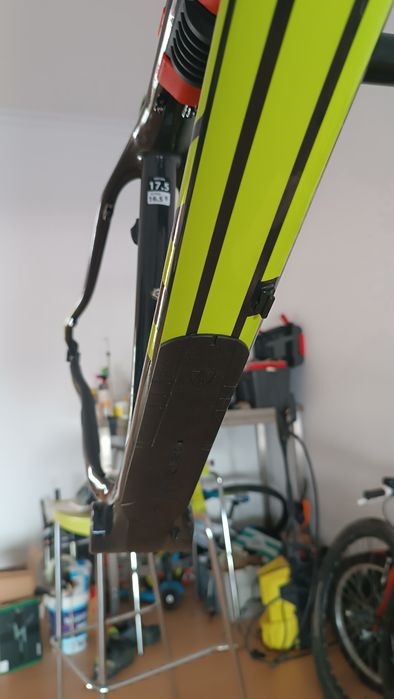 Quadro Trek superfly carbono roda 29  e suspensão Fox 32 Rhythm