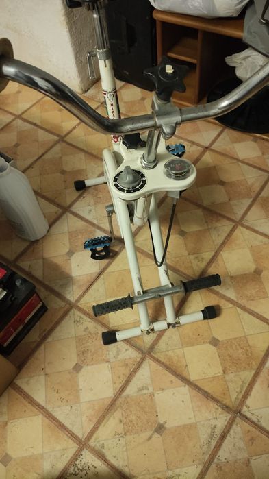 Vende-se bicicleta Elitica para desocupar