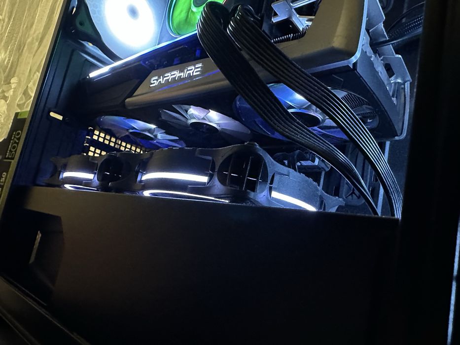 Sapphire RX 5700XT Nitro+ Special Edition 8GB GDDR6 в хорошому стані