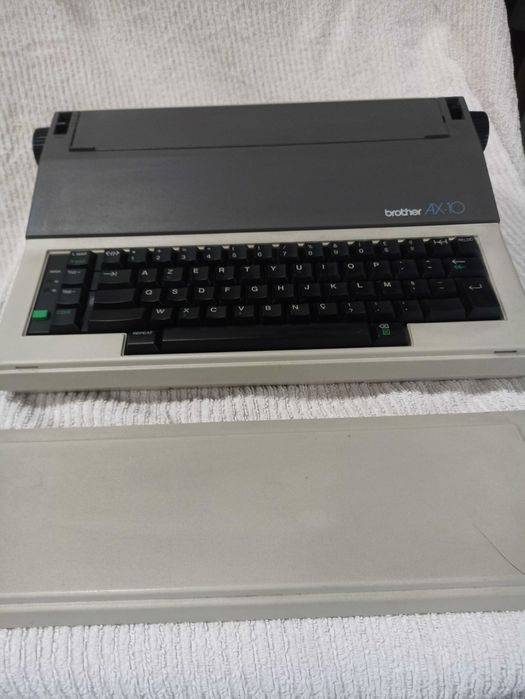 maquina de escrever Brother AX-10 eletronic