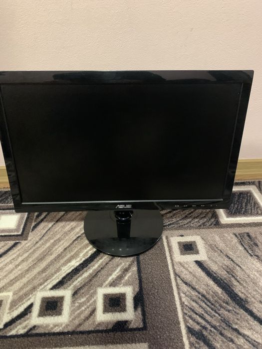Монітор Аsus/19 дюймів
