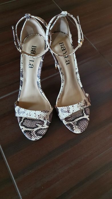 Szpilki Sandałki Węzowy wzór Karnawał Wesele Przyjęcie rozmiar 37 Nowe