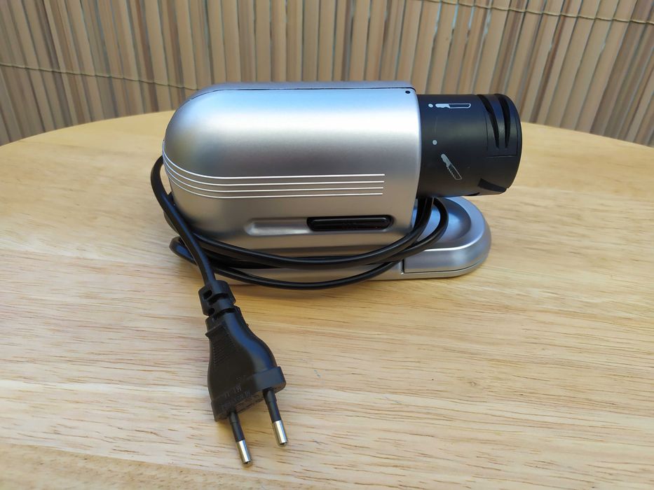 Afiador de facas elétrico! útil e prático!