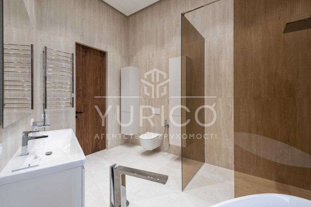 Продаж пентхаусу з терасою 181.3 м.кв. Печерськ.