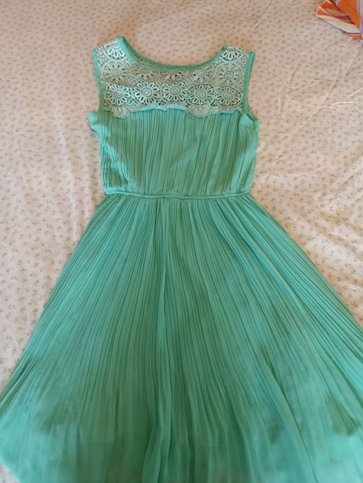 Vestido verde água da marca boske