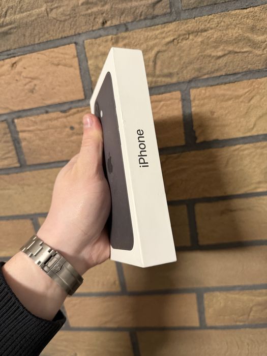 Apple iPhone  16 128Gb. (Black)
