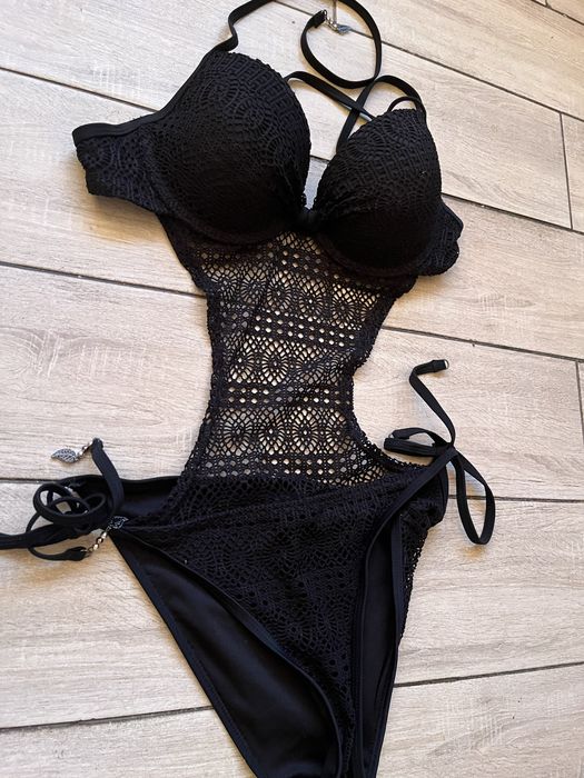 Купальник шикарний з мереживом 75В(С)