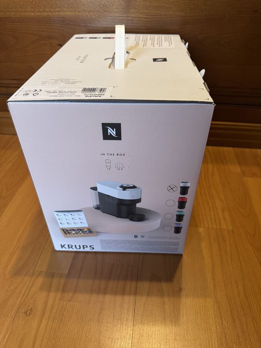 Máquina de Café Nespresso Vertuo POP Nova