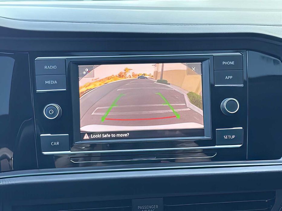 Volkswagen Jetta      2019