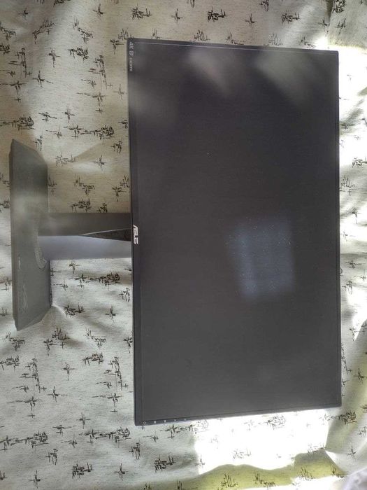 Игровой монитор Asus PG27AQ нерабочий