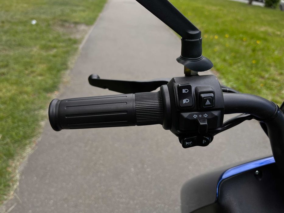 Електроскутер SPARK SP1500E-1