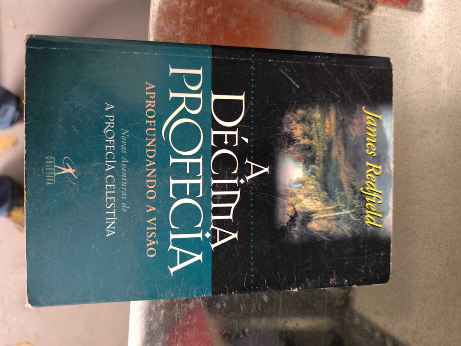 À Décima Profecia — James Redfield
