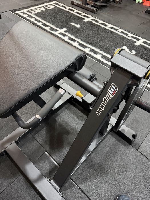 Máquina Flexora Impulse (Plate Load)438921631714529282