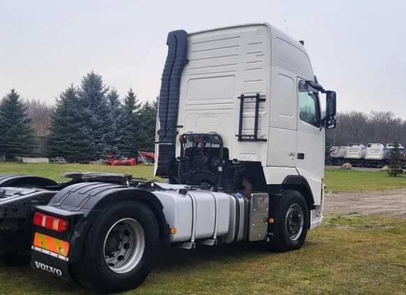 Бампер Volvo FH E5 Розборка Вольво ФХ Е5