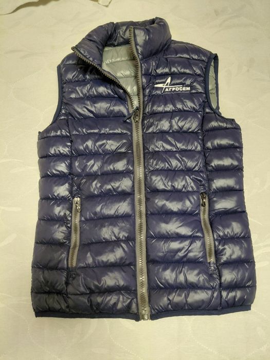 Весняна класка безрукавка,стан ідеальний, 390 грн