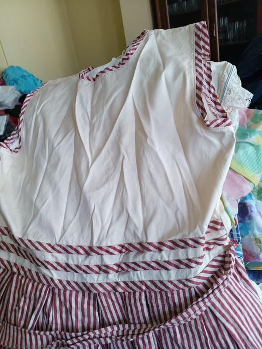 Vestido de criança muito bom dá para o dia a dia como para festas