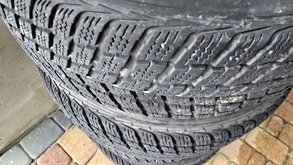 Felgi z oponami 5x114.3 16"  215/65/R16