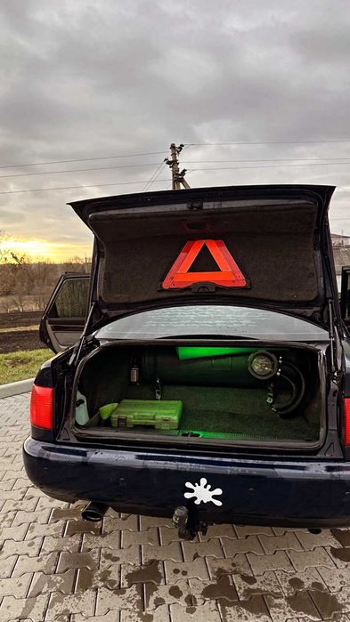 Продам Ауді а6 с4 2.0 газ бензин газ вписаний срочна продажа