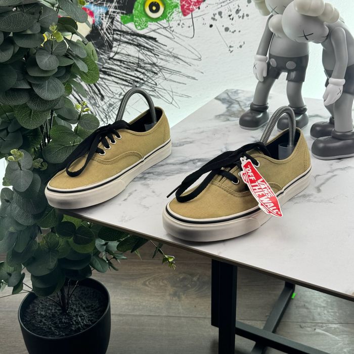 Нові кросівки Vans Authentic 37 розмір E607