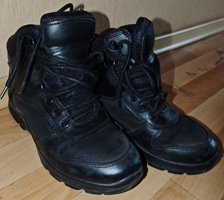 Черевики демісезонні 36 розміру