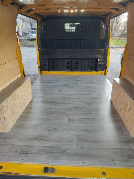 Срочно продам бус 2012г