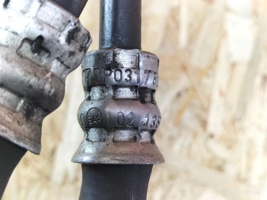 VW Touareg II 7P 2010-2018 трубка масляная охлаждения АКПП 7P0317801D