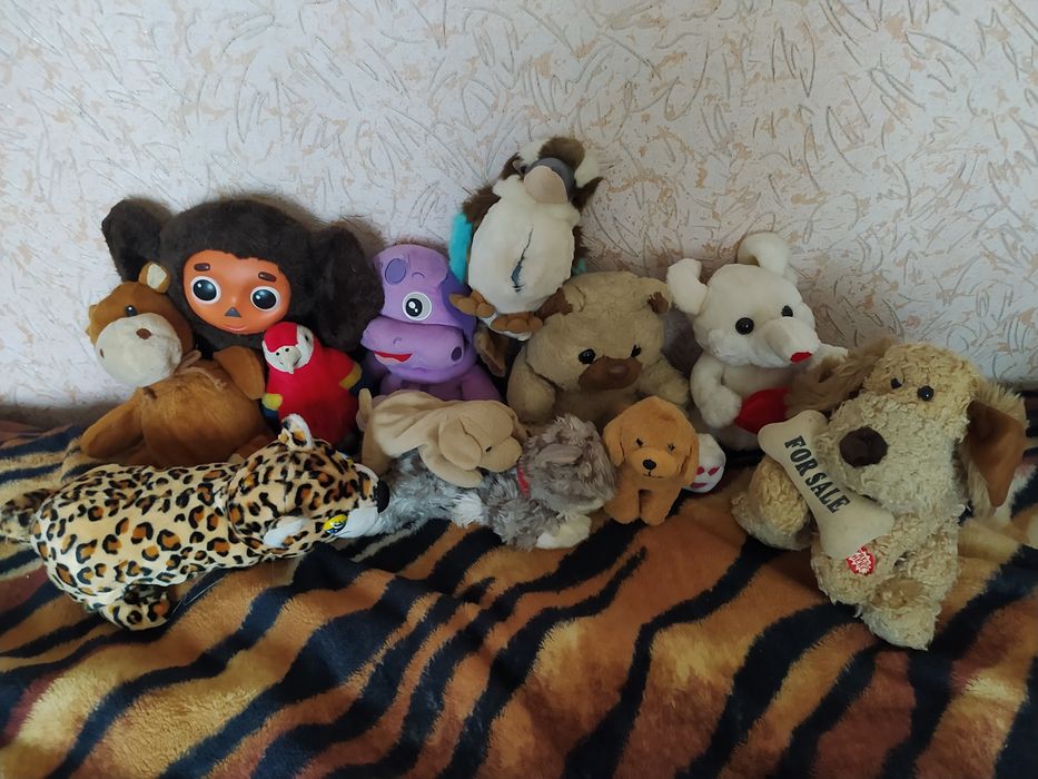 Продам мягкие игрушки. Соник. Винни Пух. Гуфи. Скуби-Ду