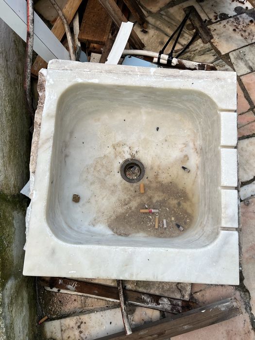 Pia lava loiça de pedra