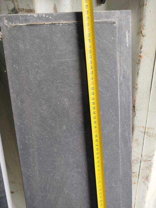 Parapety konglomeratowe Szare