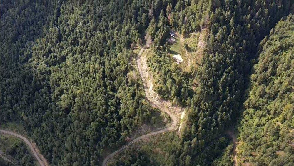 Ділянка в ущелині біля Писаного Каменя — 0,80 га без сусідів, гори Карпати