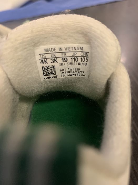 Sapatilhas adidas tamanho 19