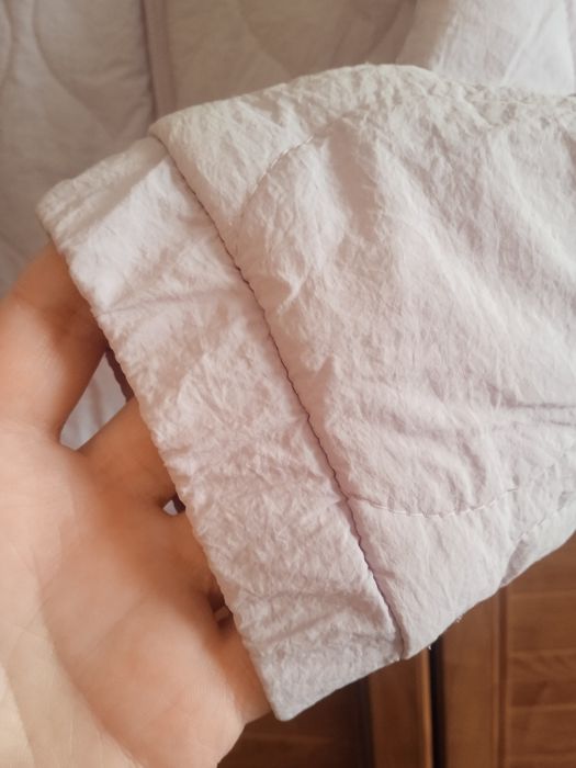 Продам весняну куртку